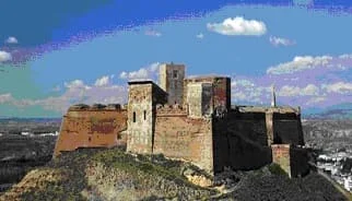 Castillo De Monzón